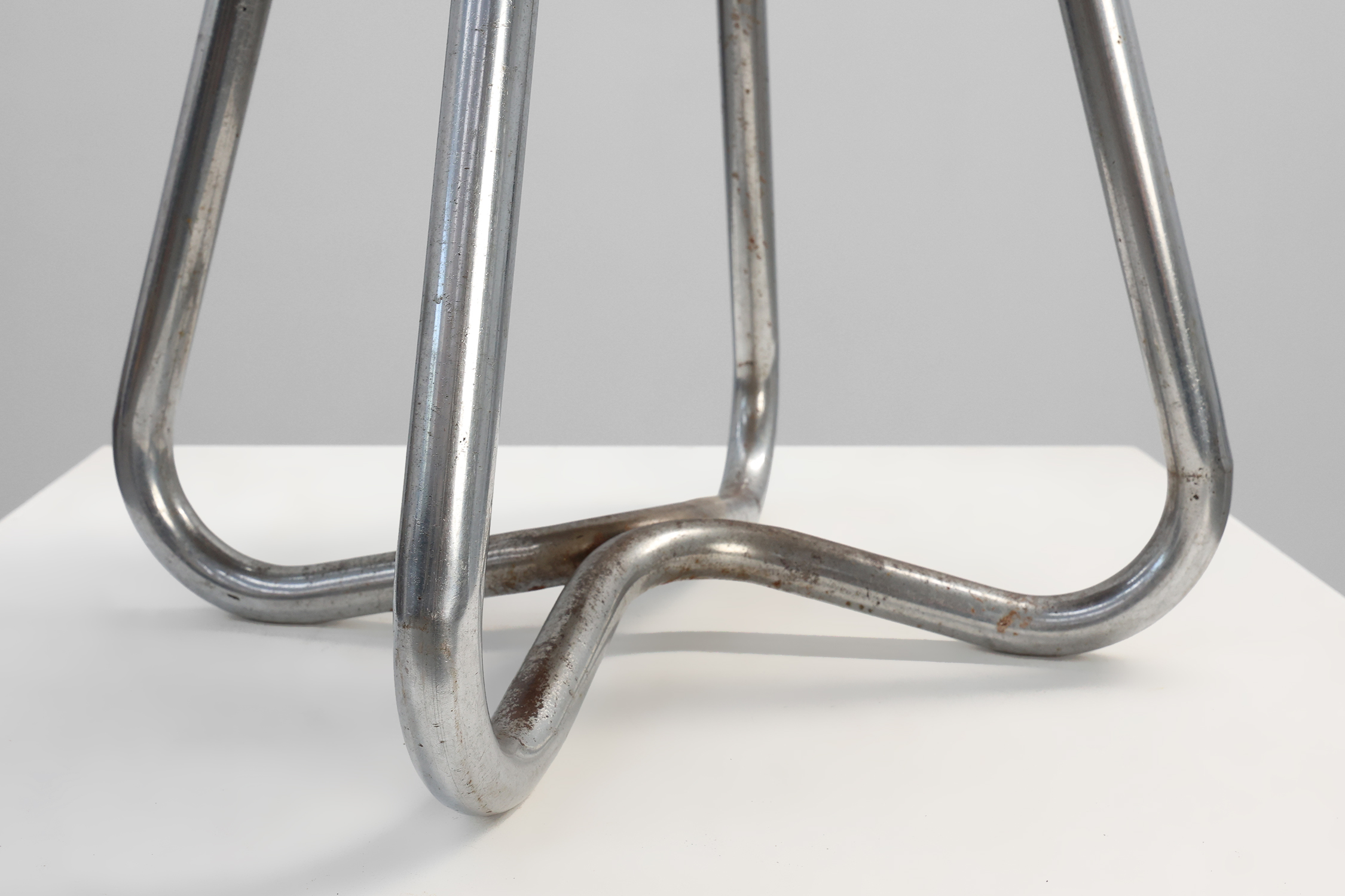 Bauhaus Modernist Stool with Chrome Tubular Frame and Leather Seat, Germany &ndash; 1920sthumbnail